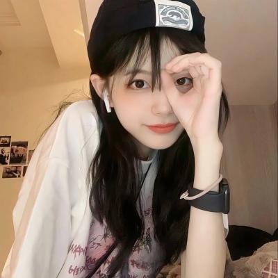 少女与海怪封面